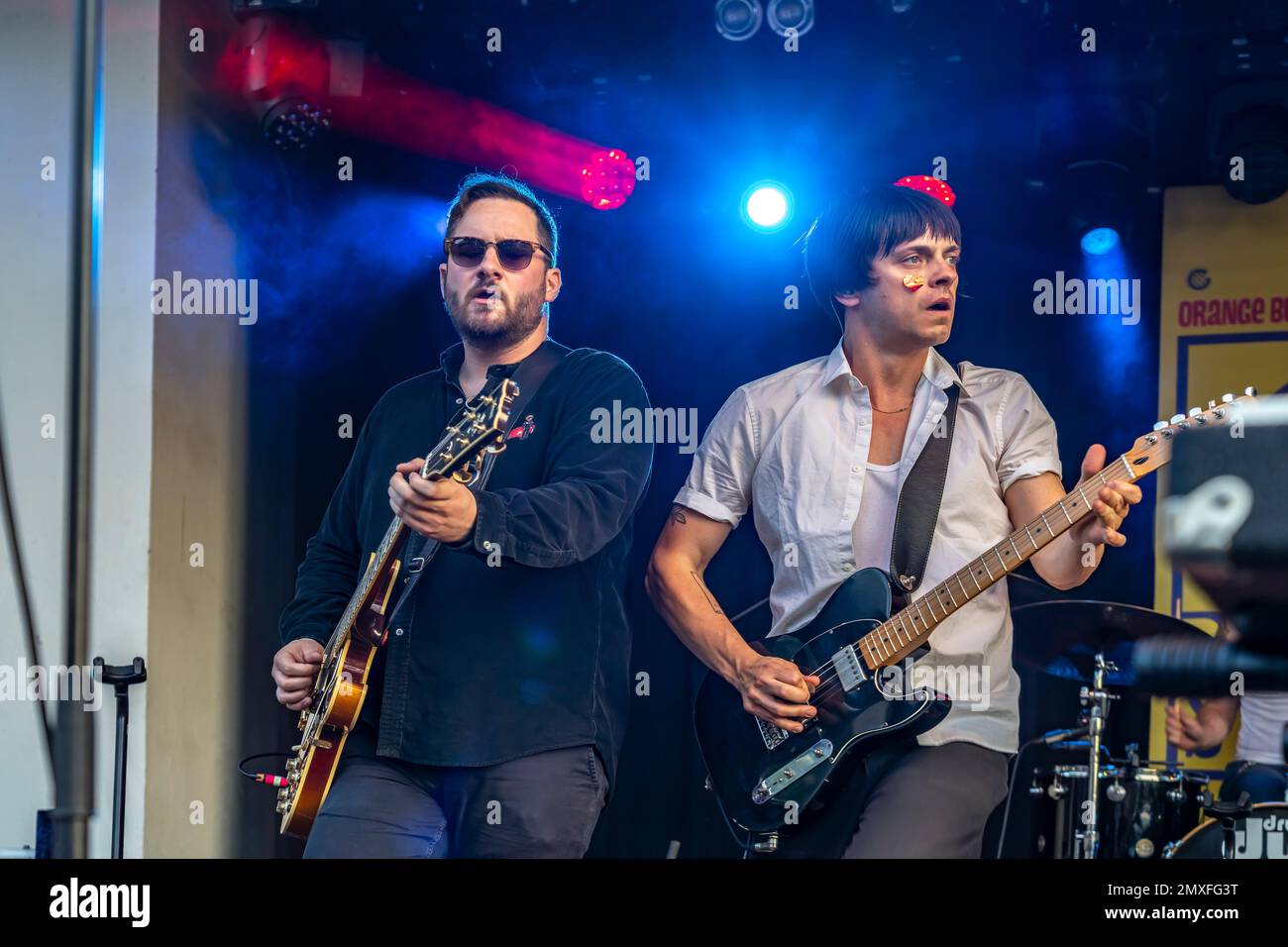 Die kanadischen Rockband July Talk live beim Orange Blossom Special Festival, Beverungen, Deutschland | Canadian alternative rock band July Talk l Banque D'Images