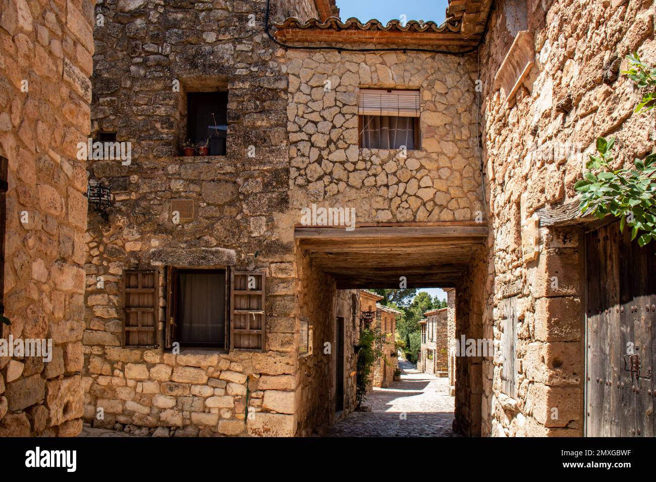 Casco antiguo de Siurana, hermoso pueblo en la cima de la montaña, Tarragone, España Banque D'Images