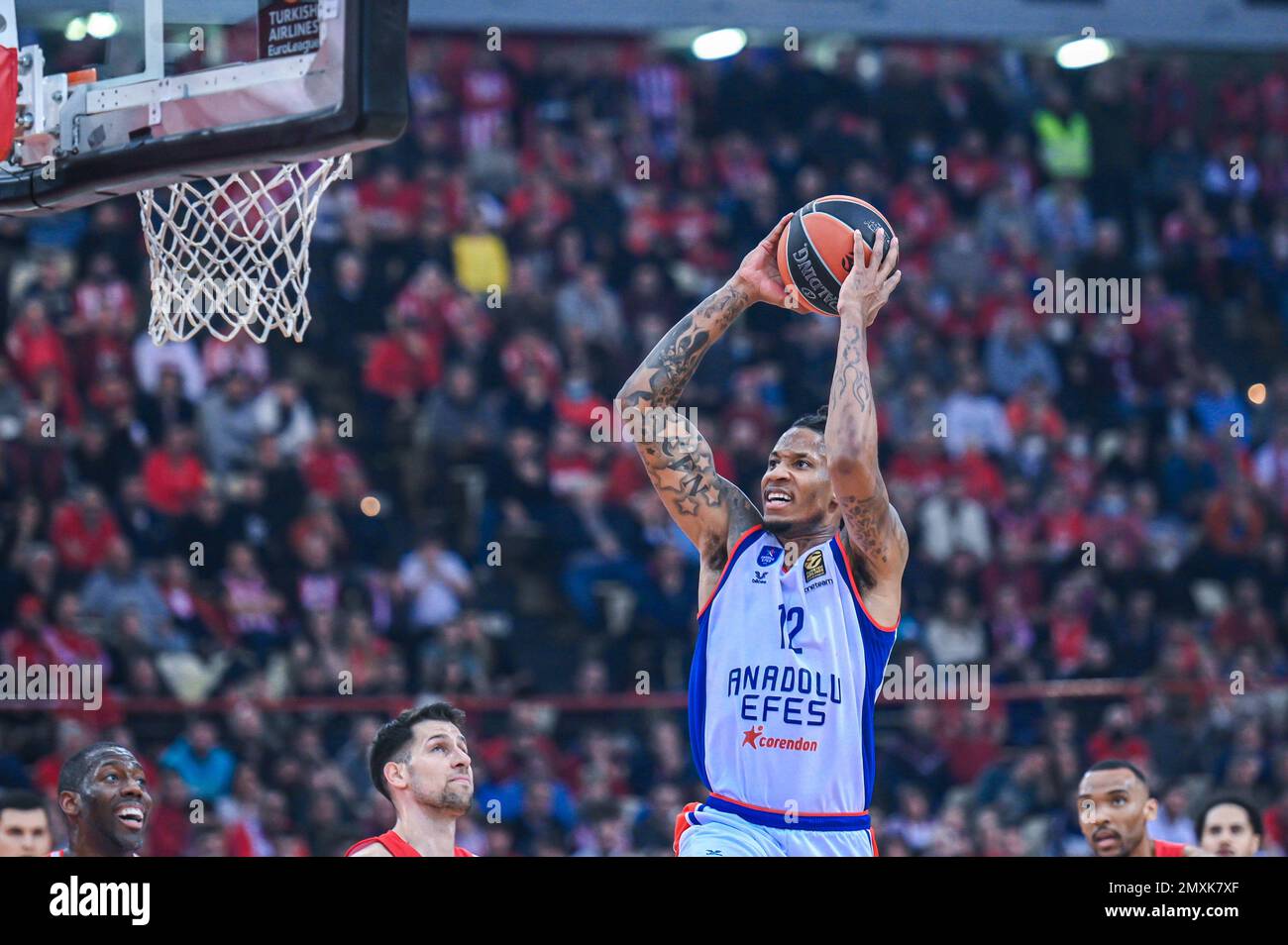 Pirée, Grèce. 03rd févr. 2023. 12 CLYBURN d'Anadolu Efes lors de l'Euroligue, Round 23, match entre Olympiacos Pirée et Anadolu Efes au stade de la paix et de l'amitié de 3 février 2023, à Athènes, Grèce. Crédit : Agence photo indépendante/Alamy Live News Banque D'Images