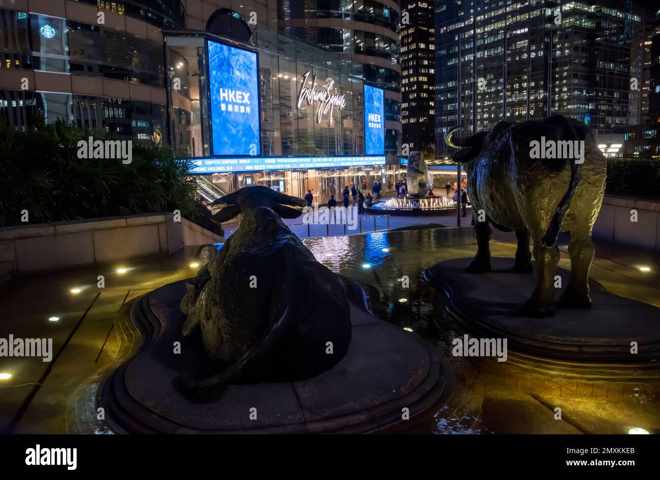 Extérieur de la nouvelle Bourse de Hong Kong, Exchange Square, quartier financier central, Hong Kong, Chine. Banque D'Images