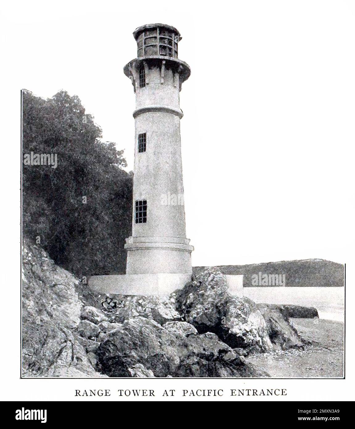 Tour de la chaîne au Pacifique entrée du livre Panama et le Canal en image et en prose : Une histoire complète du Panama, ainsi que l'histoire, le but et la promesse de son canal mondialement connu la plus gigantesque entreprise d'ingénierie depuis l'aube du temps par Willis John Abbot,1863-1934 publié à Londres ; New York par Syndicate Publishing Co. En 1913 Banque D'Images