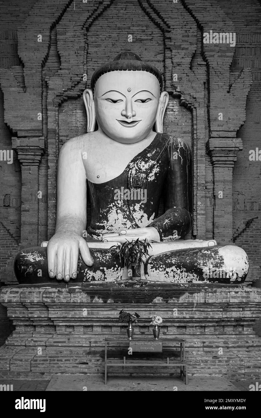 Statue de Bouddha dans les temples de Bagan Myanmar Banque D'Images