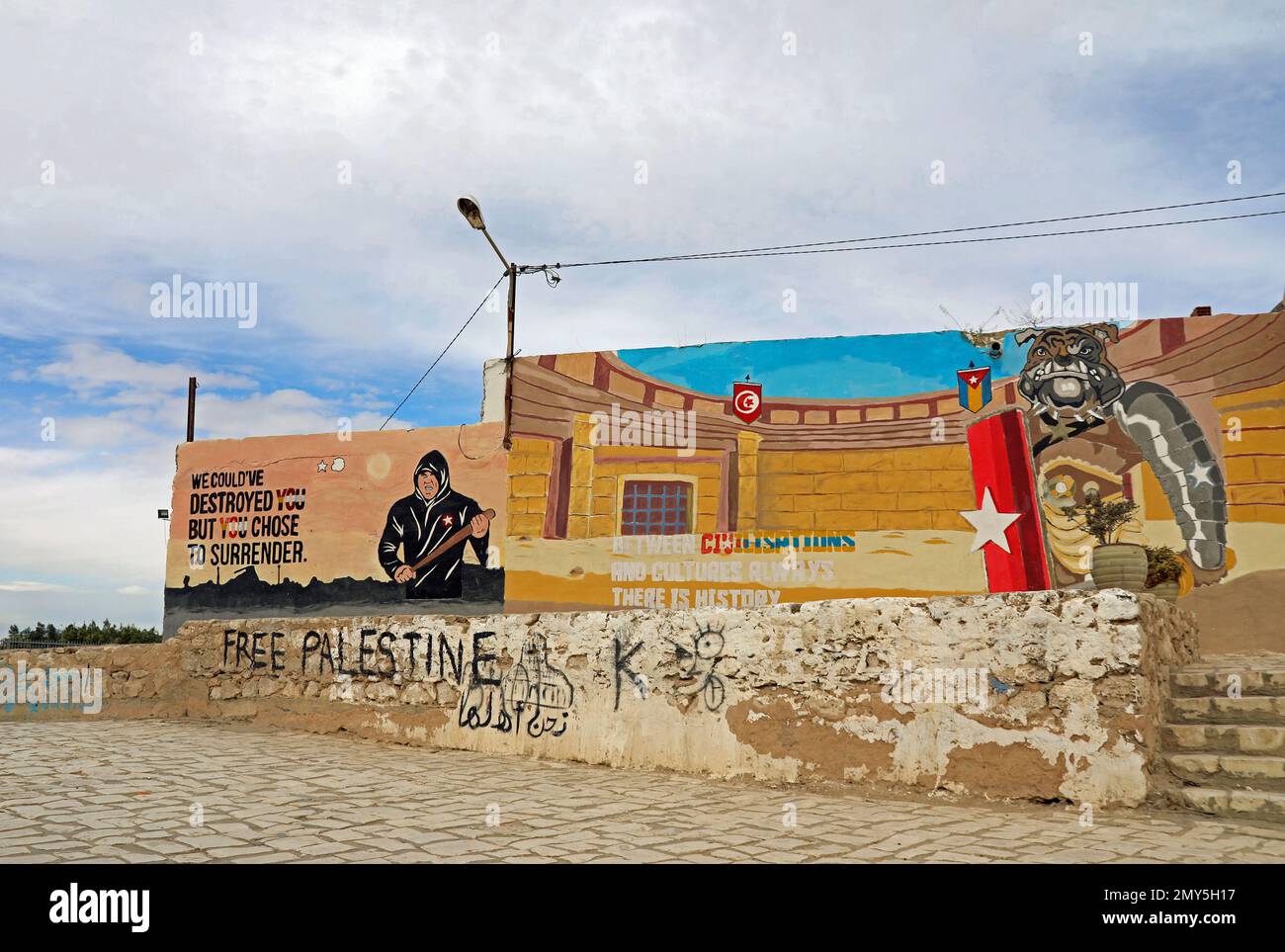 Graffiti politique à El Djem en Tunisie Banque D'Images