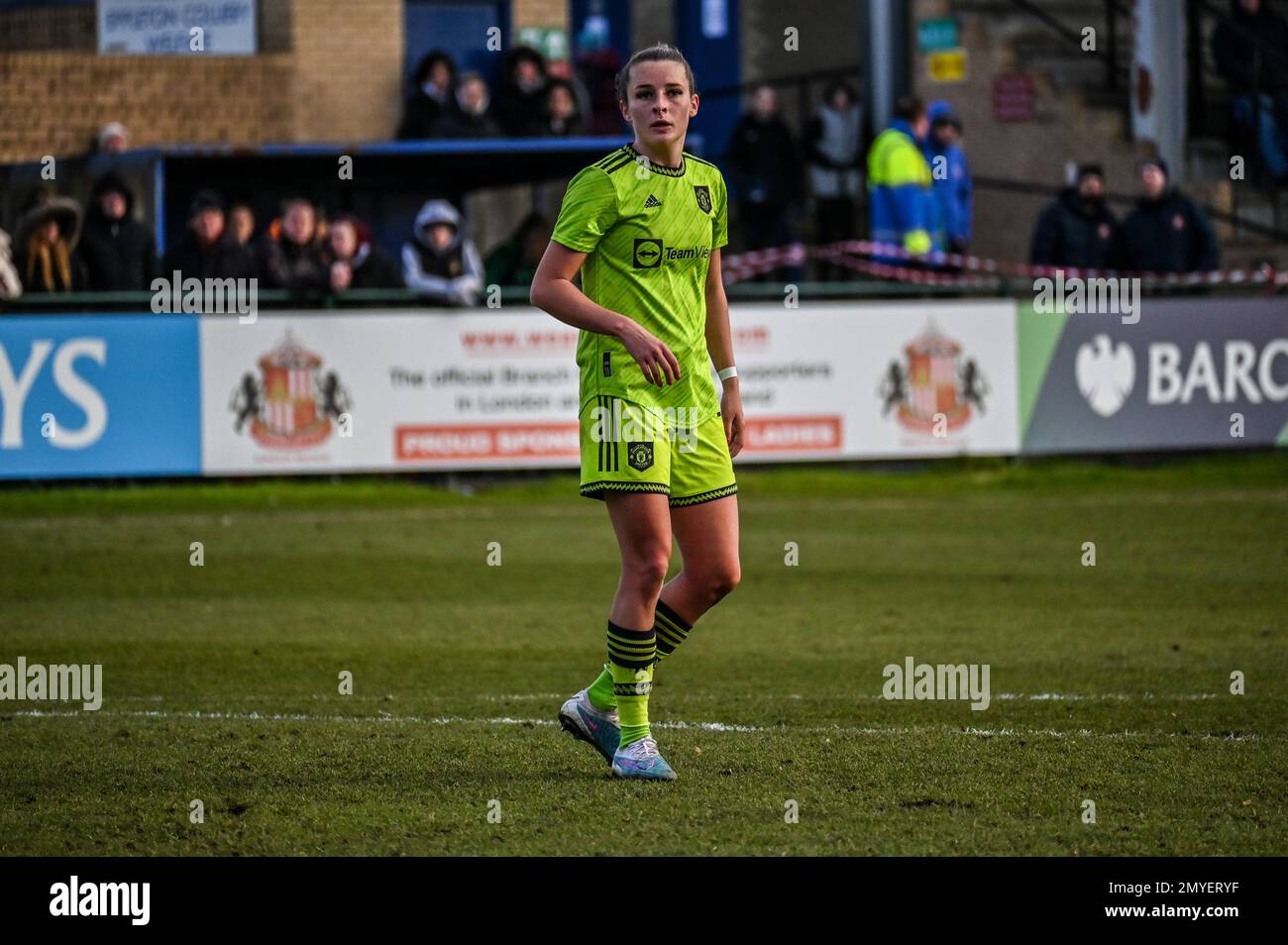 Ella Toone, milieu de terrain de Manchester United, en action contre les femmes Sunderland dans la coupe FA. Banque D'Images