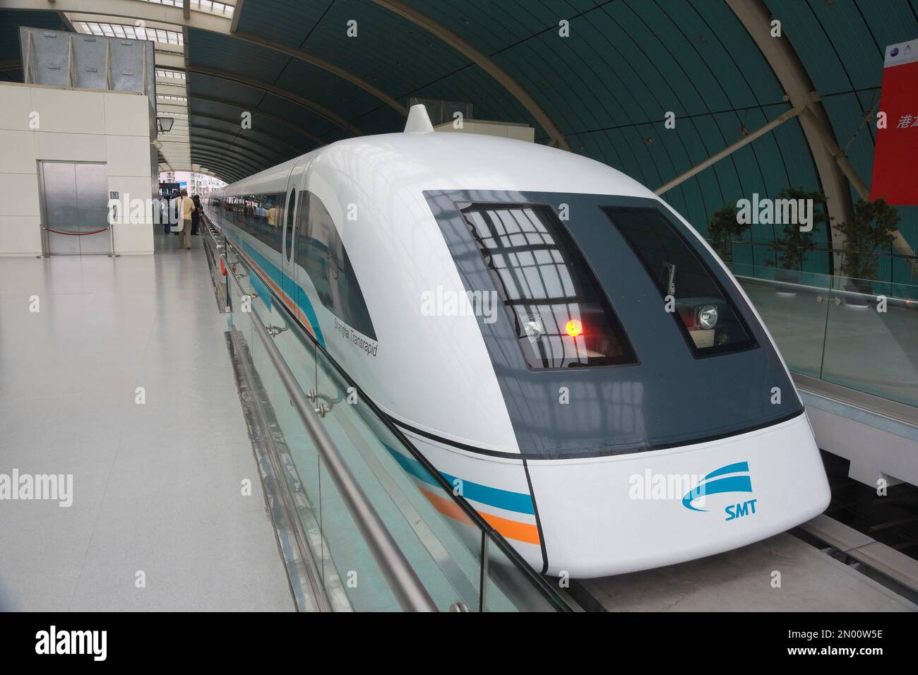 Shanghai maglev train Banque D'Images
