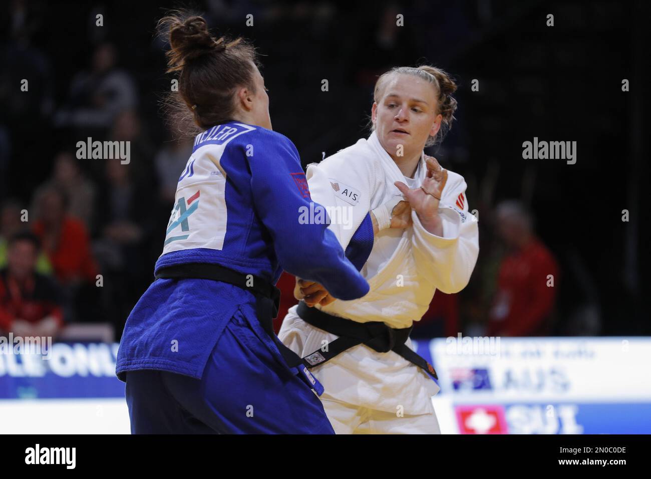 Aoife Coughlan (AUS) a participé à la compétition avec Alina Lengweiler (SUI) lors du Grand Chelem 2023 (IJF) international de judo Paris sur 5 février 2023 à l'aréna Accor à Paris, France - photo : Stéphane Allaman/DPPI/LiveMedia Banque D'Images