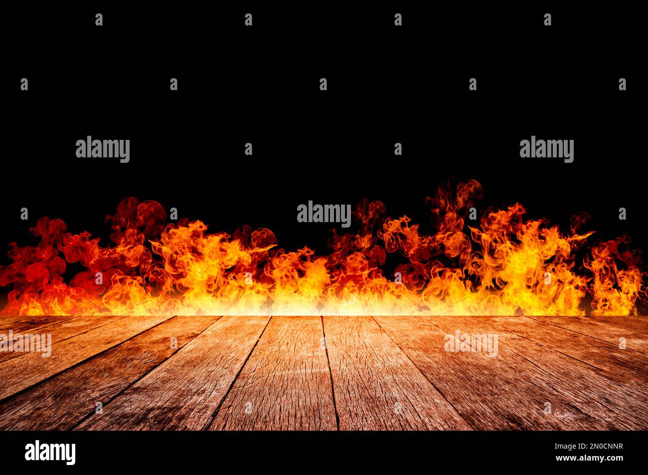 Afficher un espace libre à côté des flammes en feu Banque D'Images