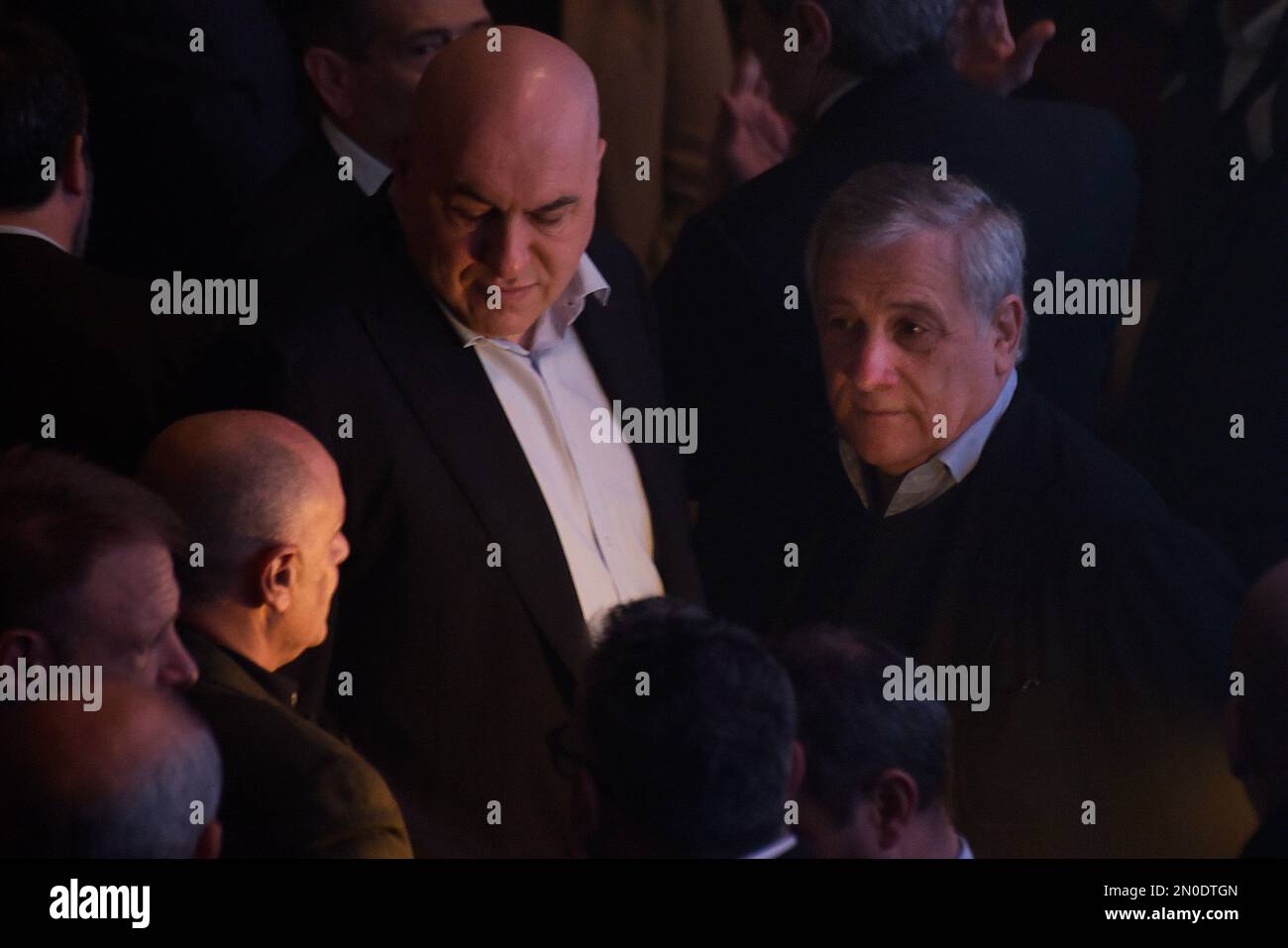 Le vice-président de la Chambre des députés Fabio Rampelli (L), le ministre des Affaires étrangères Antonio Tajani (R) et le ministre de la Défense Guido Crosetto (C) vus avant l'événement en faveur du candidat de la coalition de droite à la présidence de la région du Latium, Francesco Rocca. Les 12 et 13 février 2023, nous votons pour élire le Président de la région du Latium et le Conseil régional. Banque D'Images