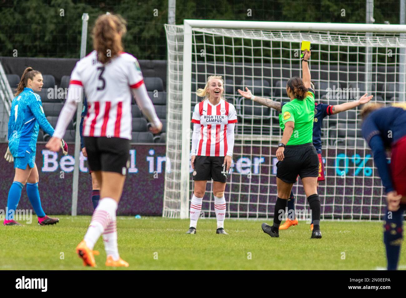 Eindhoven, pays-Bas. 05th févr. 2023. Eindhoven, pays-Bas, 5 février 2023: Kika van es yells pendant le match Azerion Eredivisiie Vrouwen entre PSV et Ajax à de Herdgang à Eindhoven, pays-Bas. (Leitting Gao/SPP) crédit: SPP Sport presse photo. /Alamy Live News Banque D'Images