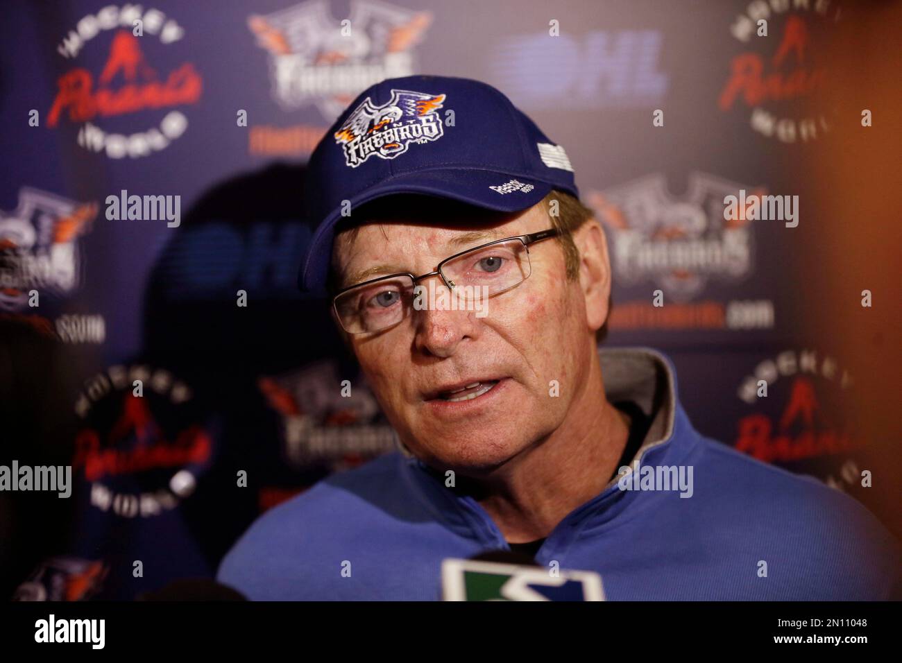 Flint Firebirds General Manager Terry Christensen addresses the media after a Firebirds workout, Wednesday, Nov. 11, 2015, in Flint, Mich. The Firebirds were back on the ice, trying to regain a sense of normalcy after the Ontario Hockey League players stood up for their fired coaches and ended up getting them reinstated. (AP Photo/Carlos Osorio) Banque D'Images