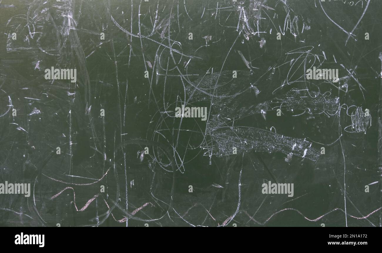 Détail du tableau noir de l'école peint à la craie, l'éducation traditionnelle Banque D'Images