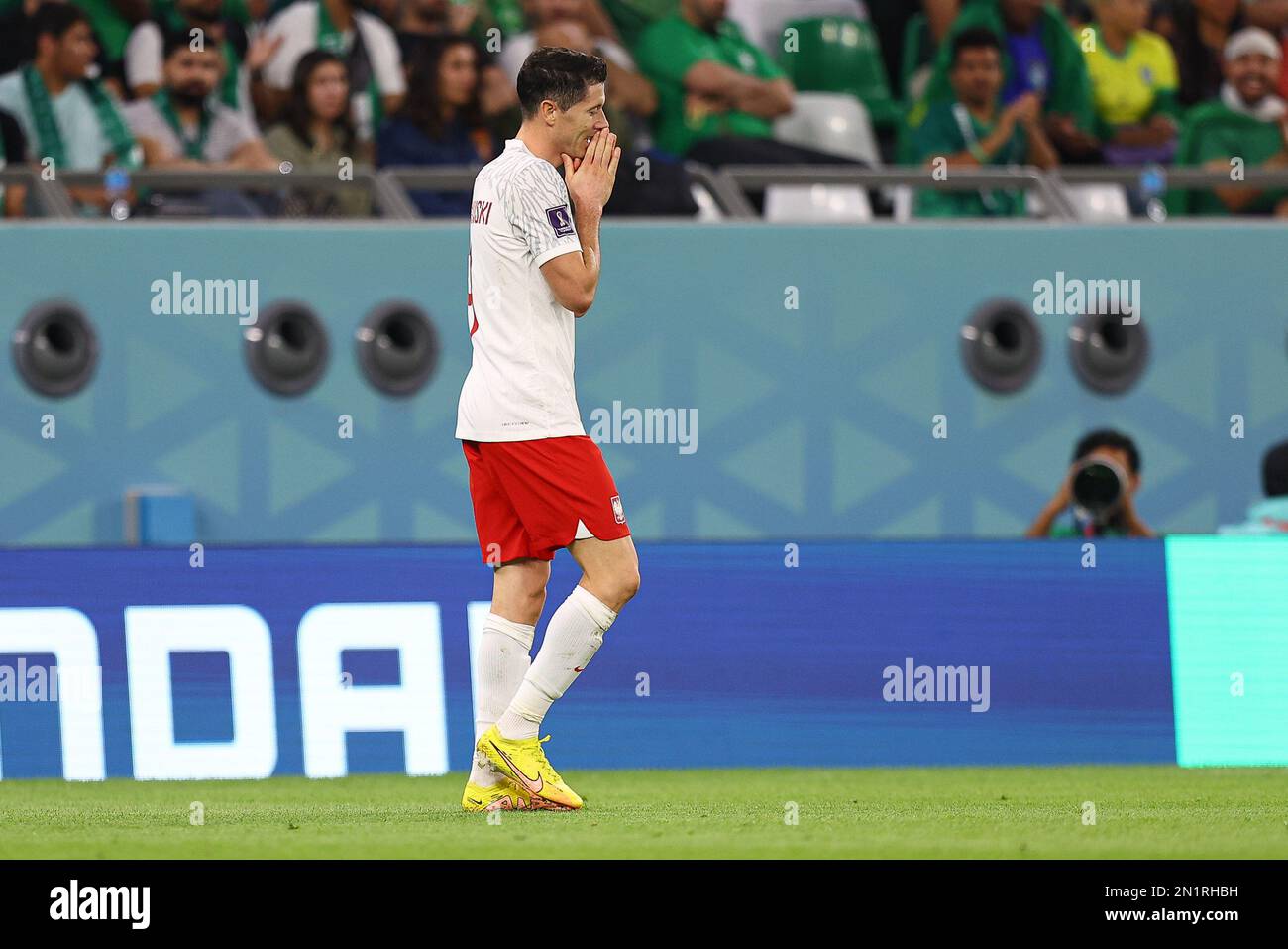 Robert Lewandowski lors du match de la coupe du monde de la FIFA, Qatar 2022, groupe C entre la Pologne et l'Arabie Saoudite au stade de la ville d'éducation sur 26 novembre 2022 à Al Rayyan, Qatar. (Photo par MB Media) Banque D'Images