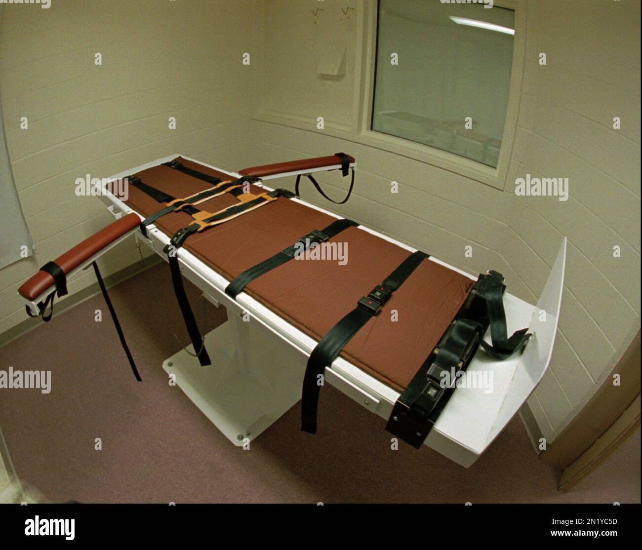 FILE This Sept. 24, 1997 file photo shows the table on which the