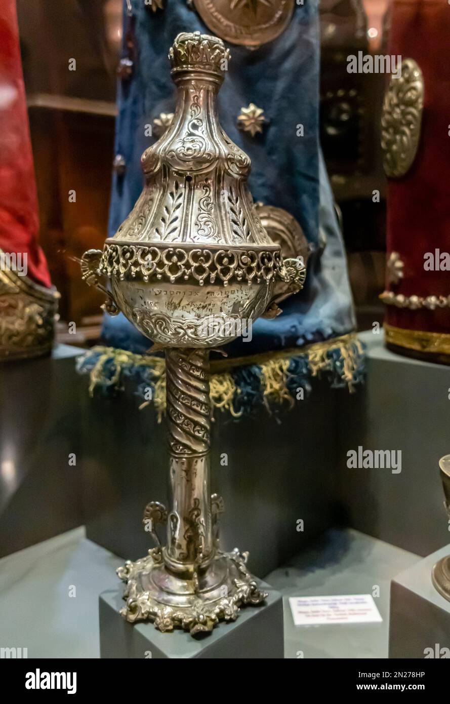 Besamim, Istanbul. 1895 Musée des Juifs turcs. Istanbul Turquie. La tour d'épices (ou besamim) utilisée pendant Havdalah, un rituel juif Banque D'Images