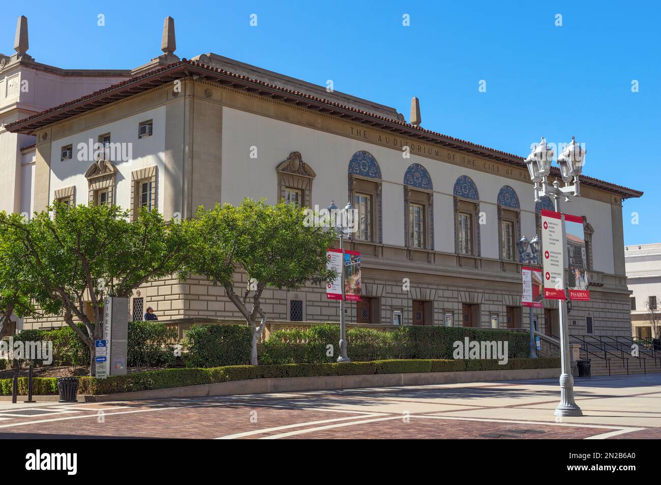 Le Pasadena Civic Auditorium diffusé par un matin ensoleillé. Banque D'Images