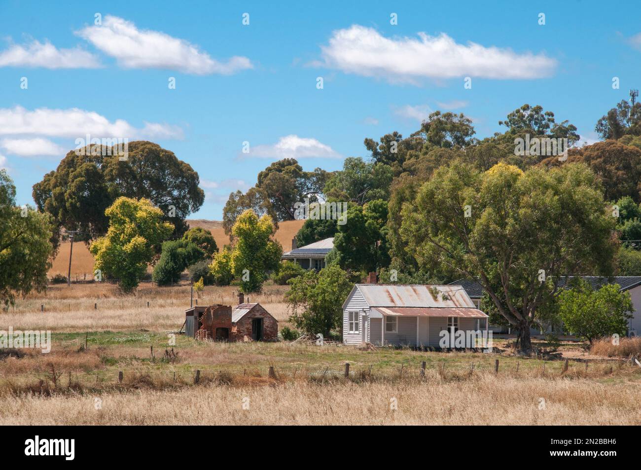 Ferme à l'extérieur de Guildford, dans les champs aurifères historiques du centre de Victoria, en Australie Banque D'Images