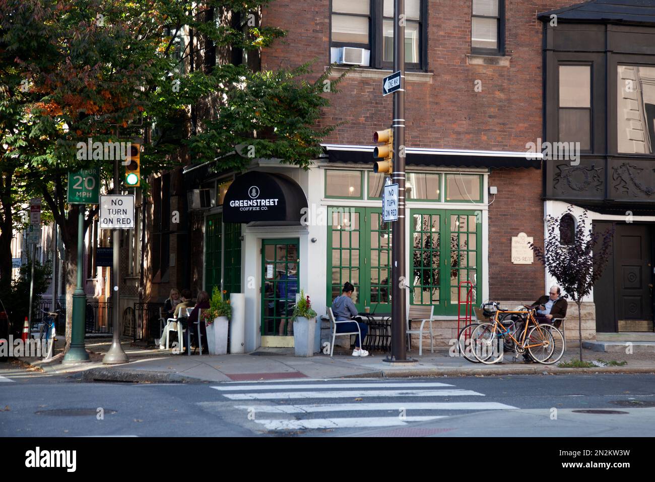 Green Street Coffee Co Cafe sur Spruce Street, Philadelphie - États-Unis Banque D'Images