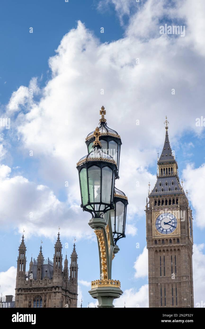 Big Ben (aussi appelé la tour de la reine Elizabeth) sur les bâtiments du Parlement, Westminster, Londres, Royaume-Uni Banque D'Images