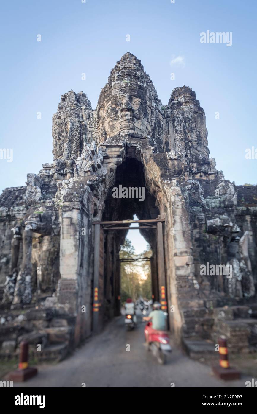Angkor, Angkor Thom, Tonle Om Gate - la porte du Sud dans la ville d'Angkor Thom Banque D'Images