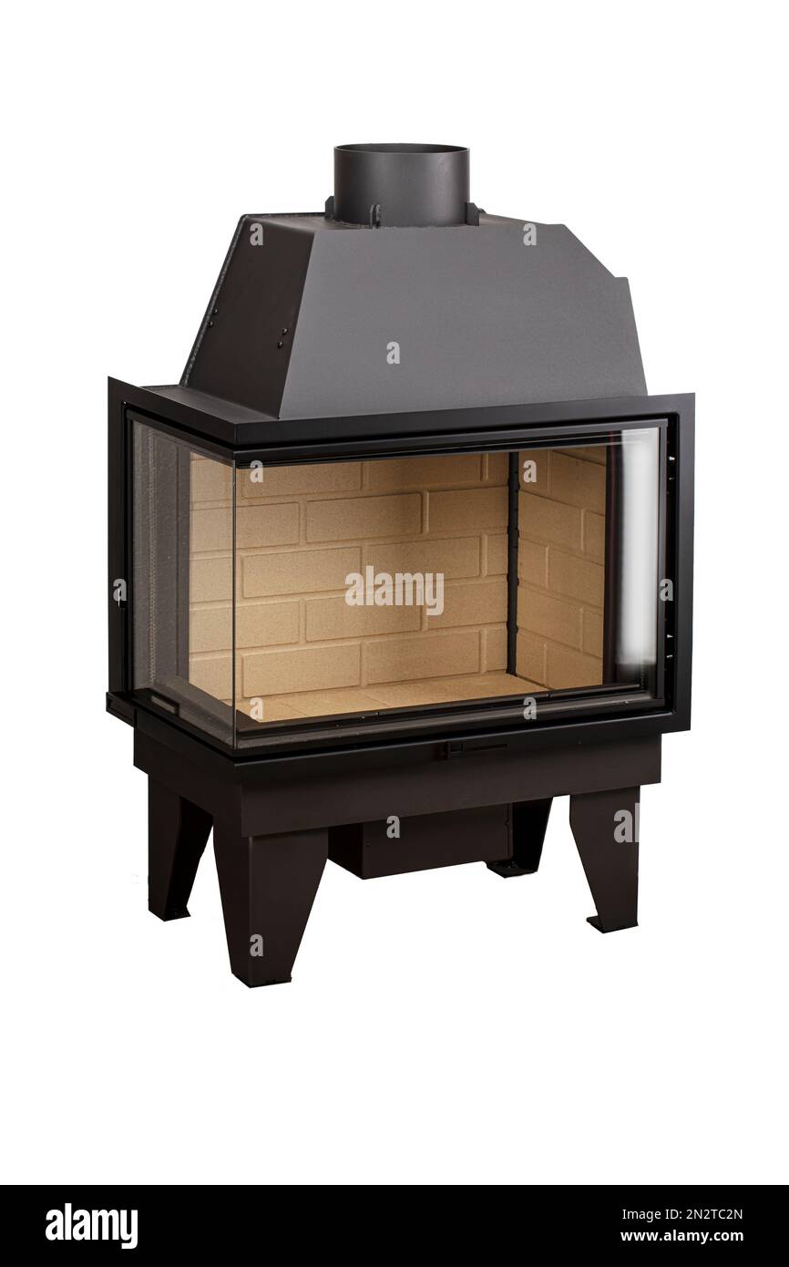 Foyers modernes pour le chauffage en métal et en verre résistant à la chaleur. Chaudière pour combustible solide isolée sur fond blanc. Banque D'Images