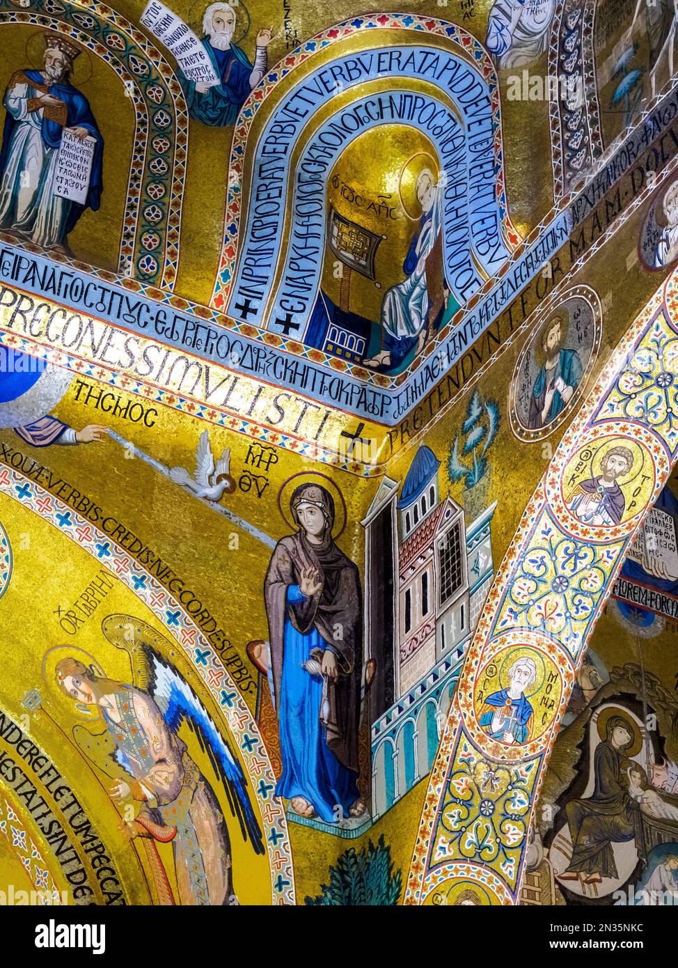 Mosaïques byzantines dans la chapelle palatine du palais normand de Palerme - Sicile, Italie Banque D'Images