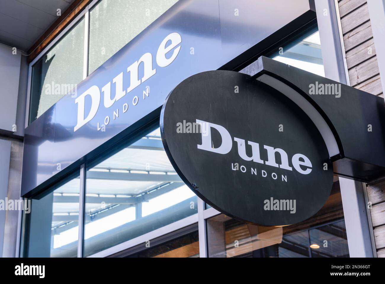 Dune Outlet Store, The Boulevard Outlet Center, Banbridge, Irlande du Nord, Royaume-Uni, Royaume-Uni Banque D'Images