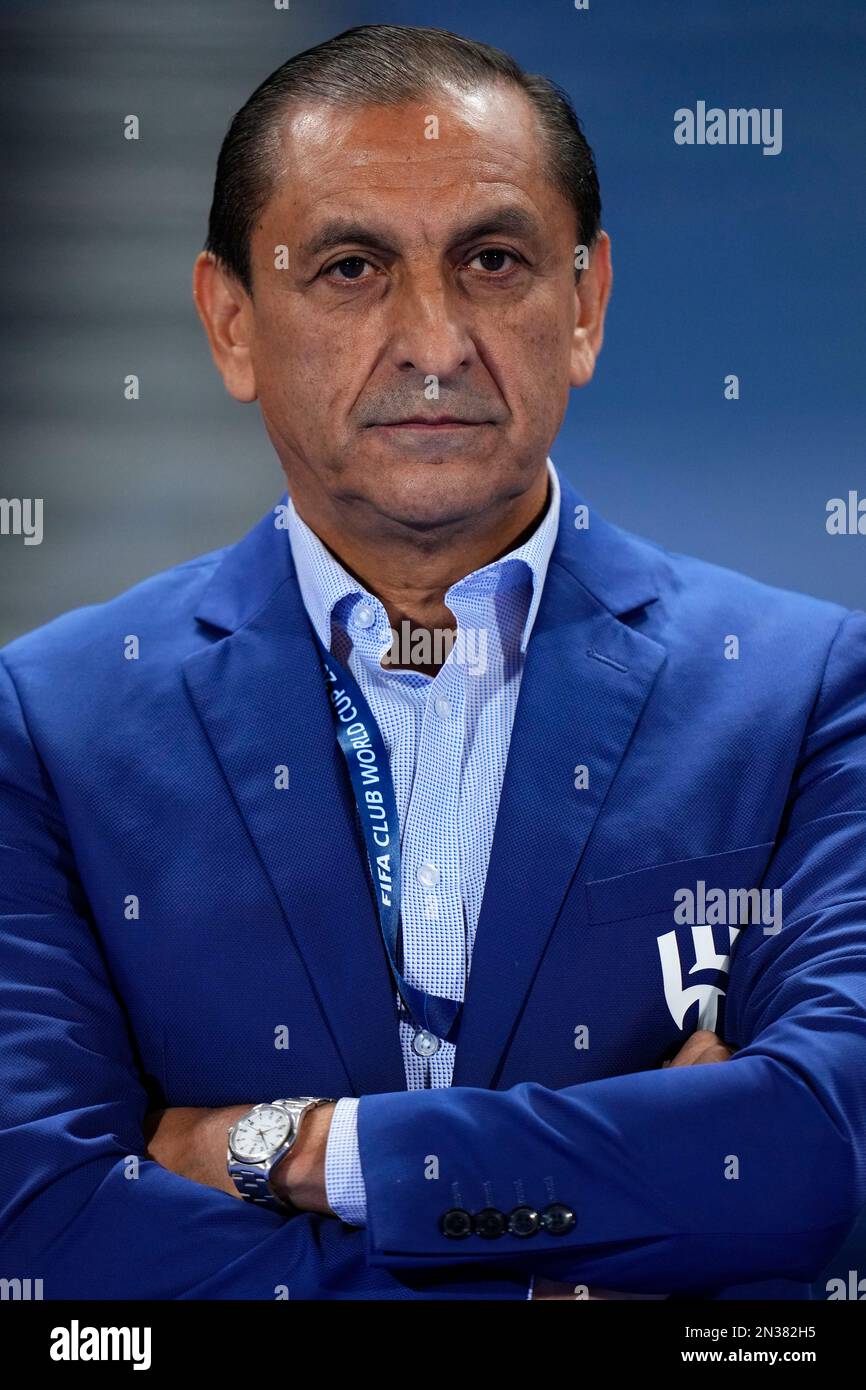 Al Hilal coach Ramon Angel DIaz looks out before the FIFA Club World Cup semi final match between Flamengo and Al Hilal at the Ibn-Batouta stadium in Tangier, Morocco, Tuesday, Feb. 7, 2023. (AP Photo/Manu Fernandez) Banque D'Images