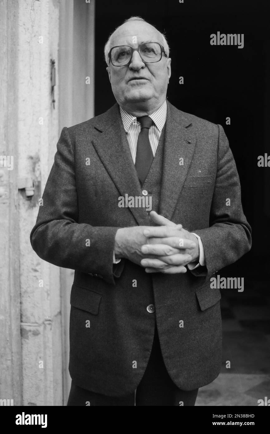 Philippe Claudel Est Il Un Descendant De Paul Claudel Fils de Paul Claudel. La compagnie de théâtre rend visite au lieu de