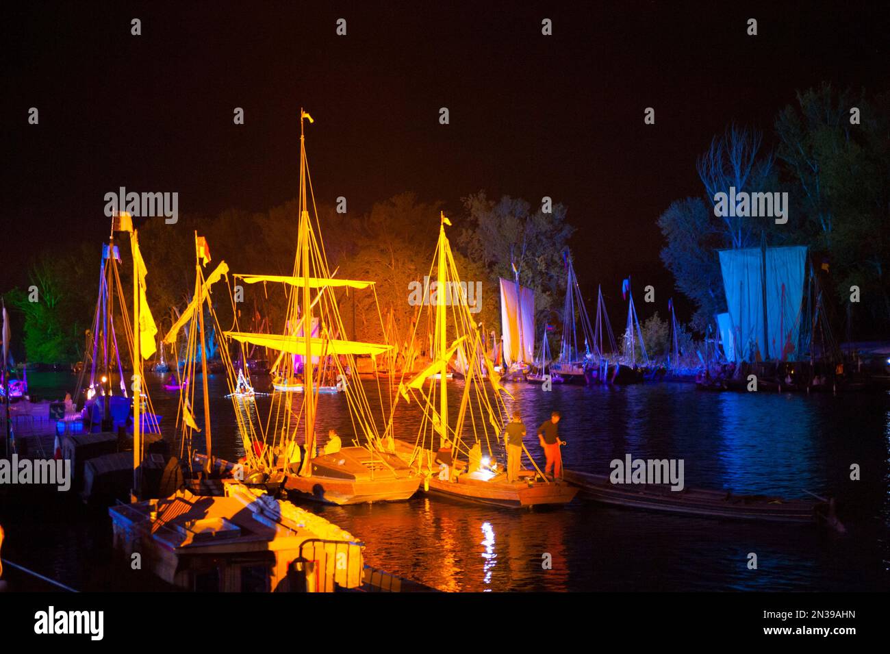 France, Loiret (45), Orléans, Festival de la Loire 2019, vie nocturne sur les rives de la Loire Banque D'Images