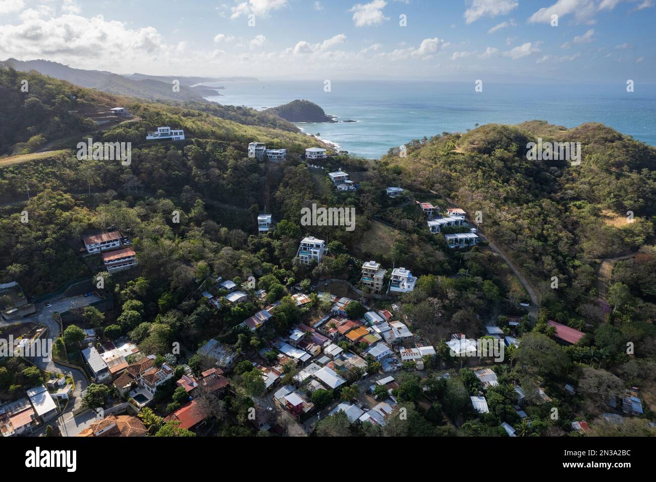 Maisons à San Juan Del sur paysage vue aérienne de drone Banque D'Images