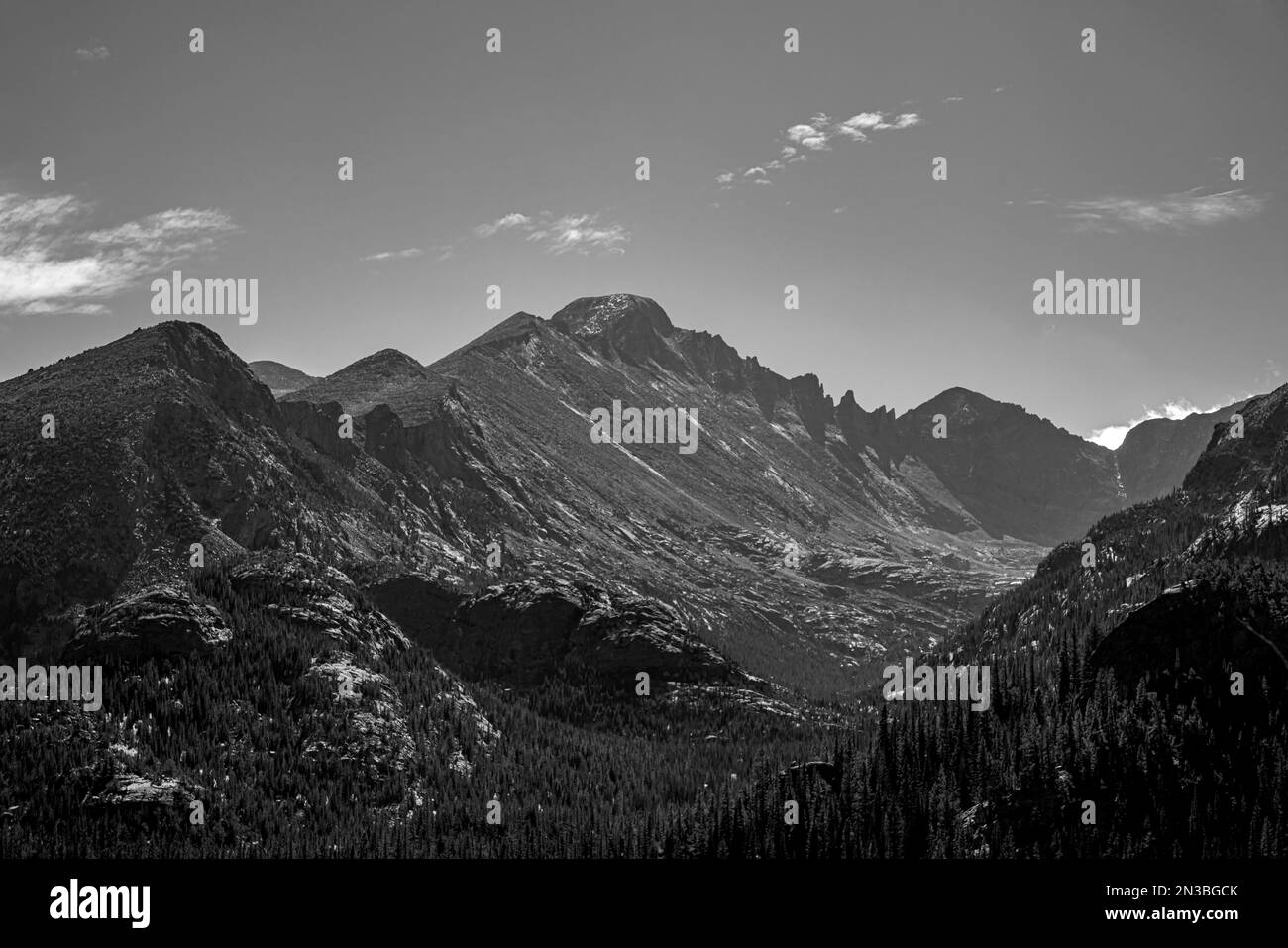 Montagnes de la Sal en noir et blanc, partie des montagnes Rocheuses du sud de l'Utah, États-Unis ; Utah, États-Unis d'Amérique Banque D'Images