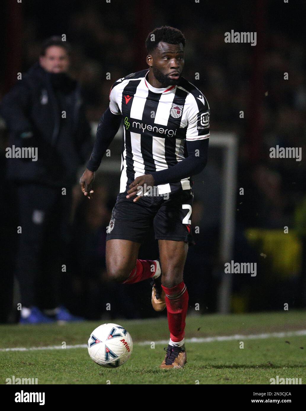 Michee Efete de Grimsby Town lors de la quatrième répétition de la coupe FA à Blundell Park, Cleethorpes. Date de la photo: Mardi 7 février 2023. Banque D'Images