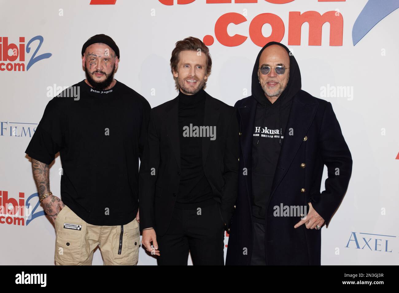 Paris, France. 6th févr. 2023. Seth Geko, Philippe Lacheau et Pascal Obispo assistent à la première de Philippe Lacheau au Grand Rex en Alibi.com 2. Banque D'Images