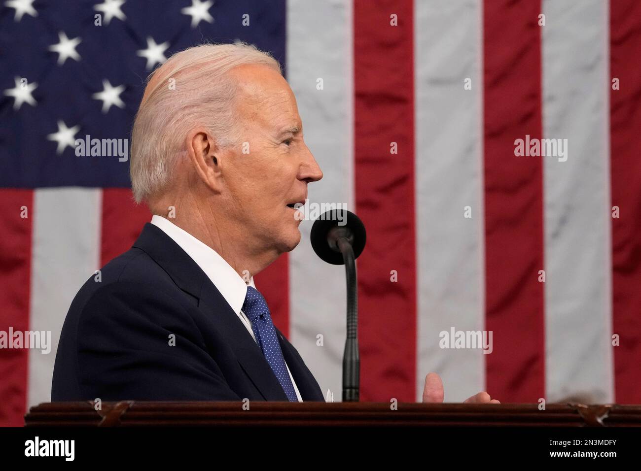 Washington, États-Unis. 07th févr. 2023. Le président Joe Biden prononce le discours sur l'état de l'Union lors d'une session conjointe du Congrès au Capitole, le mardi 7 février 2023, à Washington. (Photo de Jacquelyn Martin/Pool/Sipa USA) crédit: SIPA USA/Alay Live News Banque D'Images