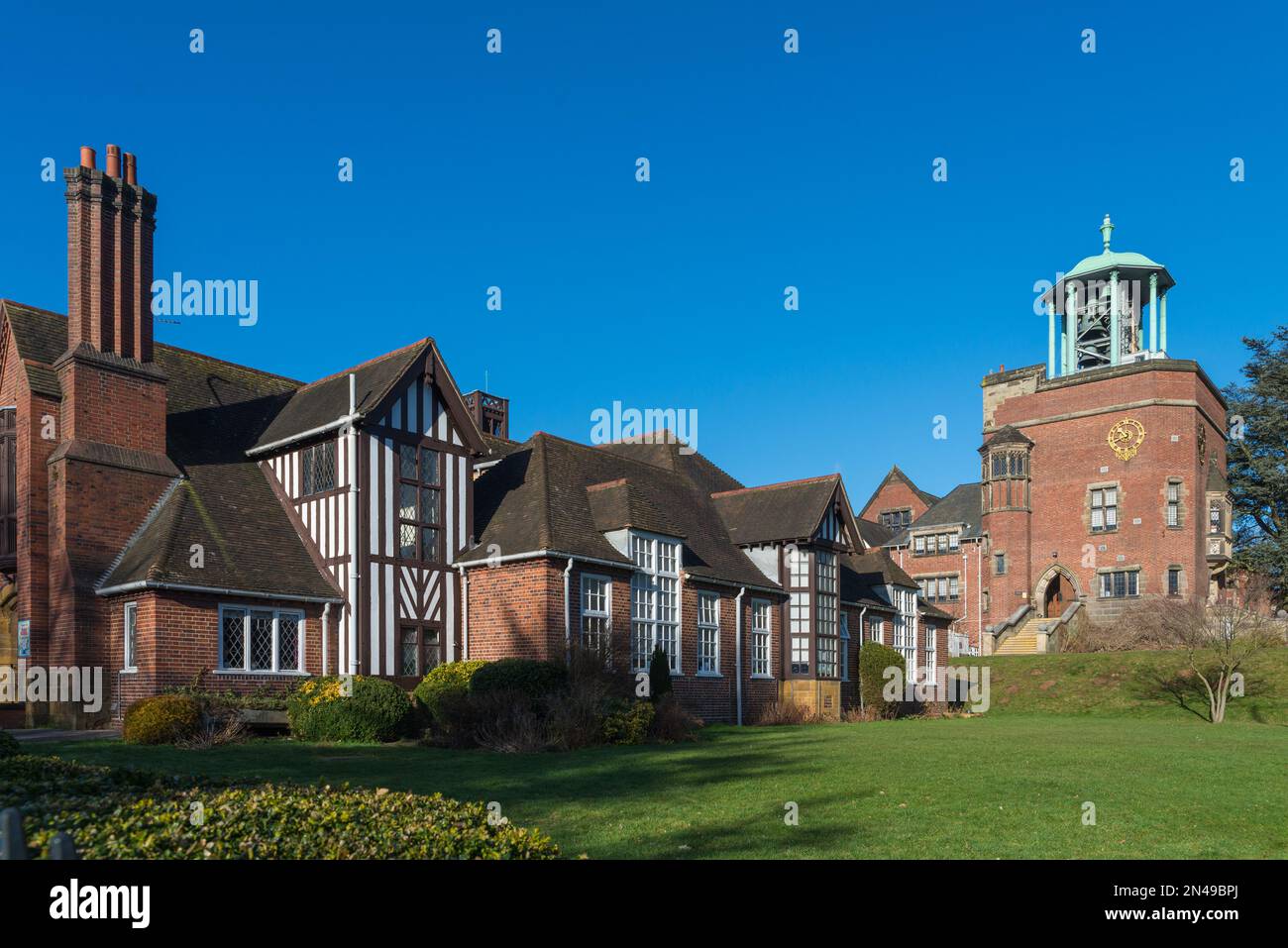 Bournville Carillon a 48 cloches et est l'un des plus grands instruments de musique au Royaume-Uni. Commandé par George Cadbury en 1906. Banque D'Images