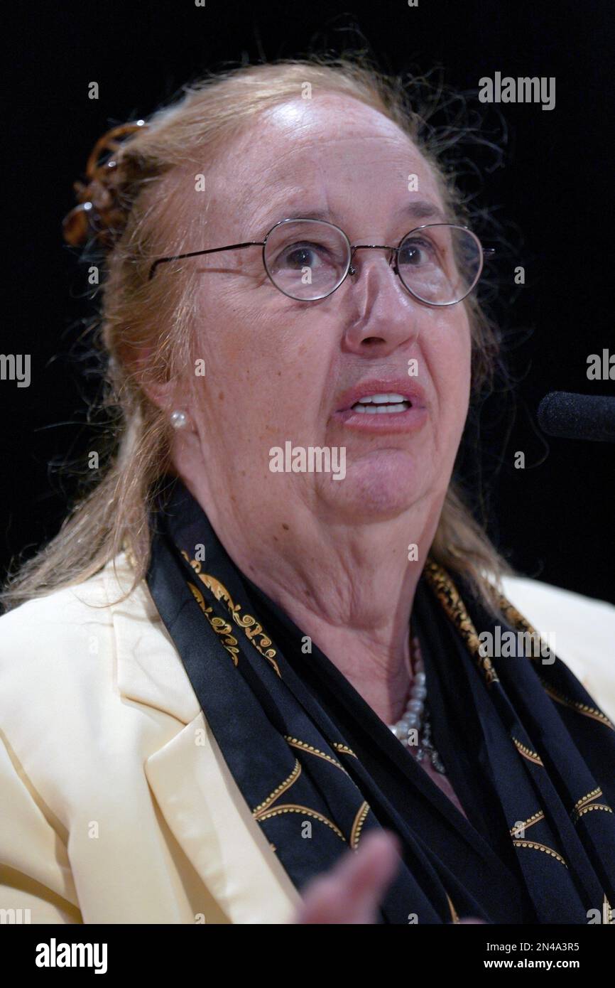 New York, NY, États-Unis. 7th févr. 2023. Gale Brewer à la conférence de presse du maire Adams, D.A. Bragg annonce des efforts conjoints pour lutter contre la prolifération des dispensaires illégaux de cannabis sans permis, New York, NY 7 février 2023. Crédit : Kristin Callahan/Everett Collection/Alay Live News Banque D'Images