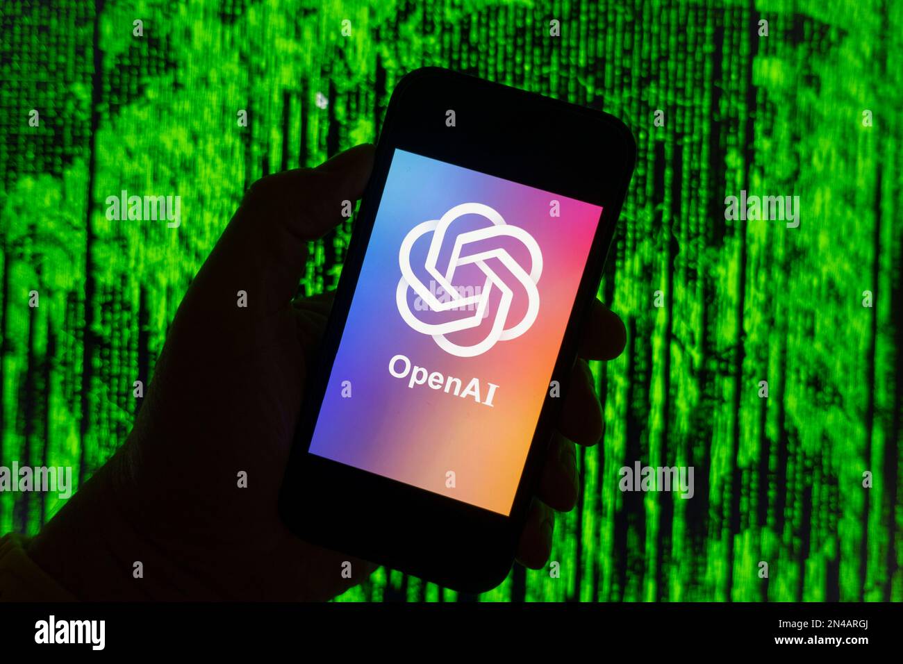 Image composite numérique du logo Chatbot OpenAI ChatGPT affiché sur le téléphone mobile Banque D'Images