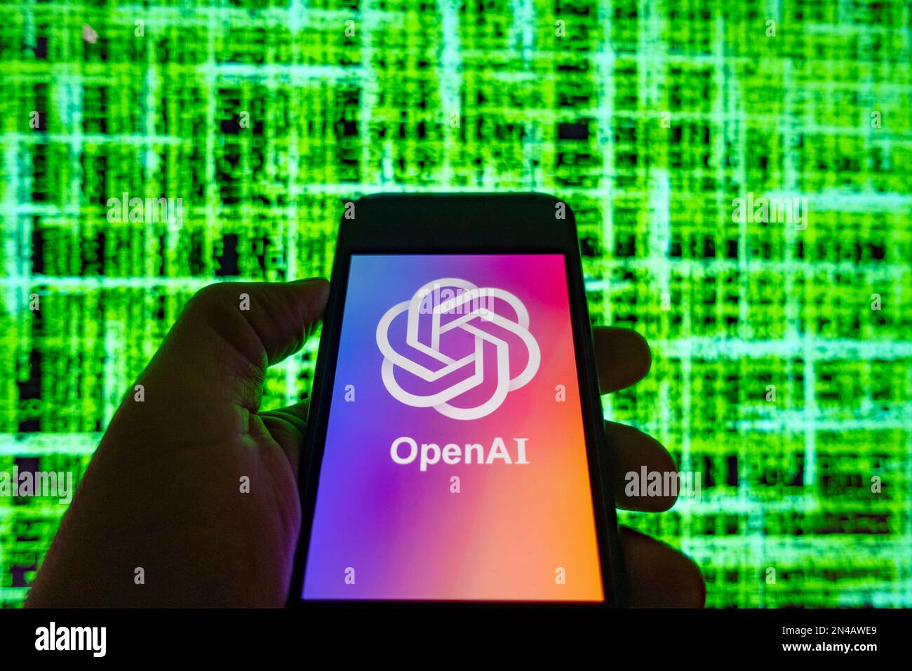 Image composite numérique du logo Chatbot OpenAI ChatGPT affiché sur le téléphone mobile Banque D'Images