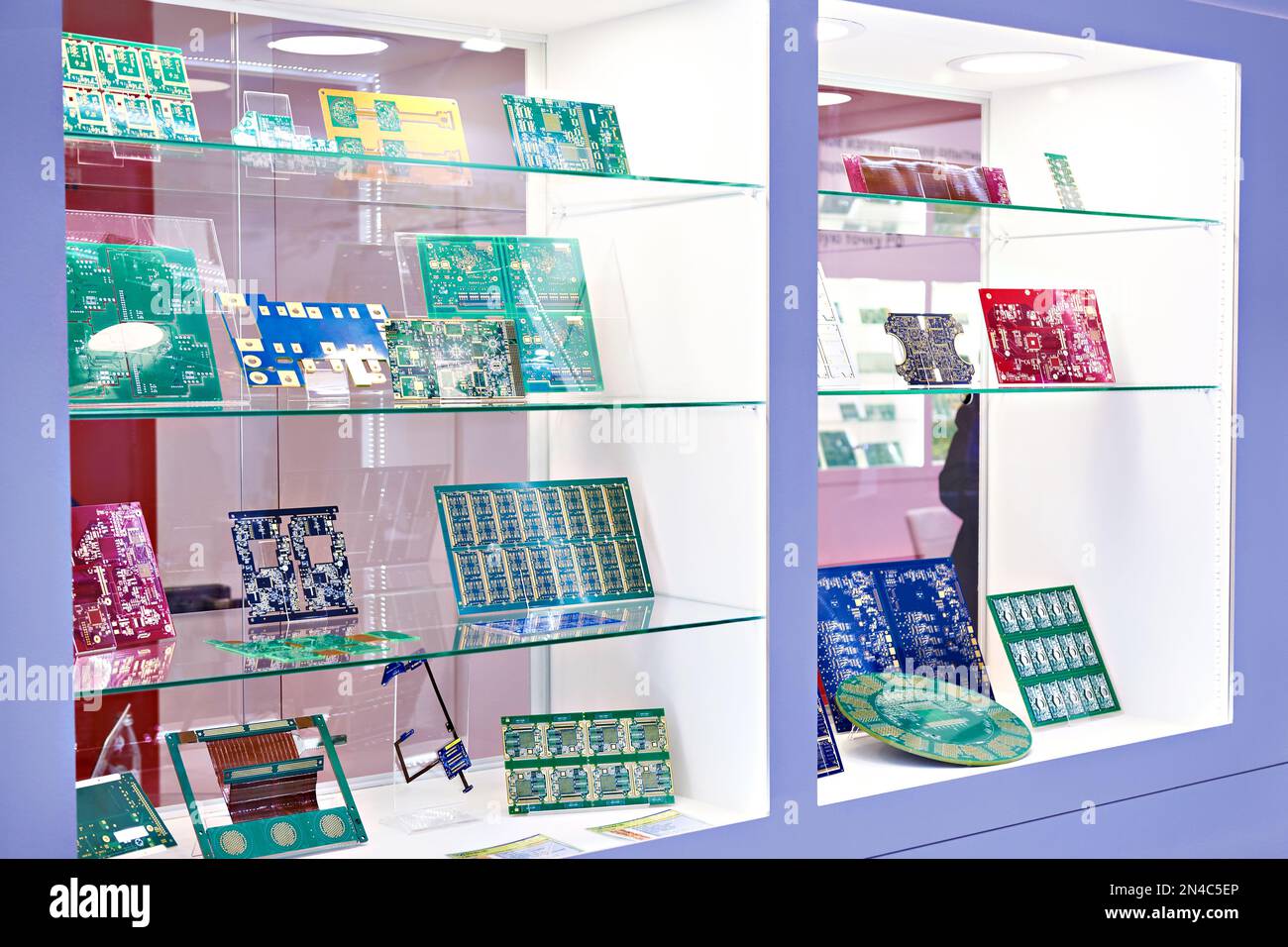 Pour préformes cartes de circuits électroniques dans la boutique Banque D'Images