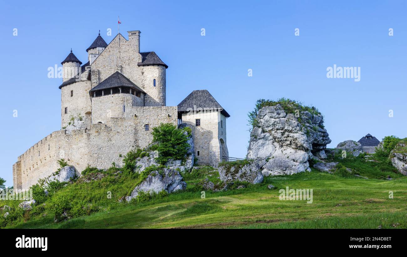 Sentier des nids des aigles - Château de Bobolice Banque D'Images