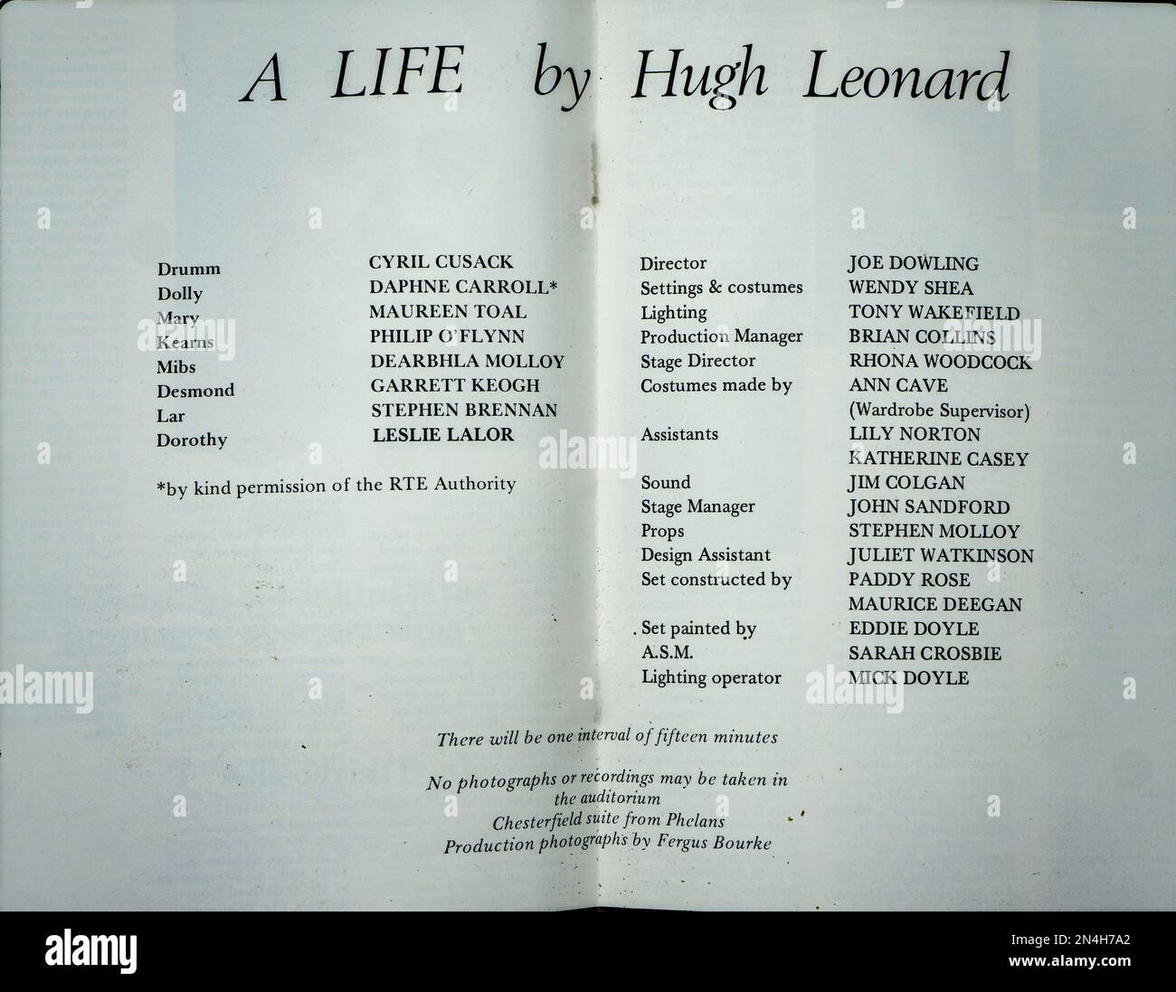 La Liste Des Acteurs De La Production 1980 D A Life Par Hugh Leonard la-liste-des-acteurs-de-la-production-1980-d-a-life-par-hugh-leonard