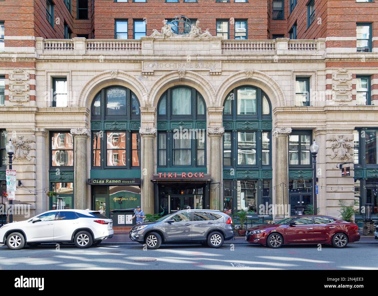 Boston Custom House District: Le bâtiment de la Chambre de commerce est richement décoré avec des symboles maritimes. Il se trouve de l'autre côté de India Street depuis Custom House. Banque D'Images