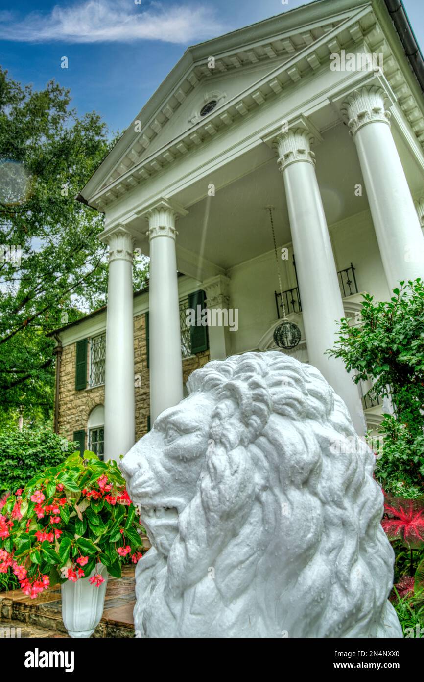L'entrée de Graceland, la maison d'Elvis Presley à Memphis, Tennessee. Banque D'Images