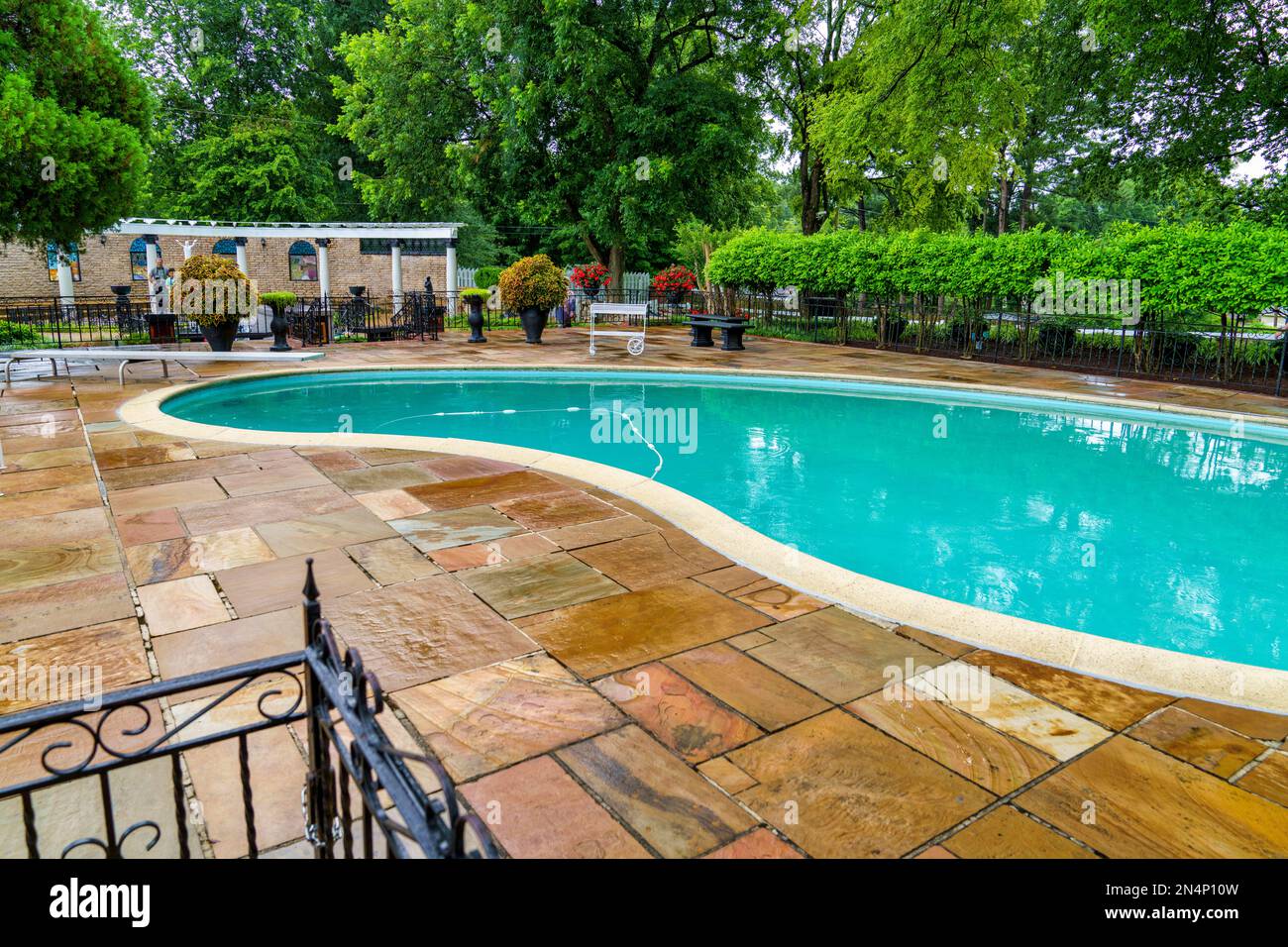 La piscine de Graceland, la maison d'Elvis Presley à Memphis, Tennessee. Banque D'Images