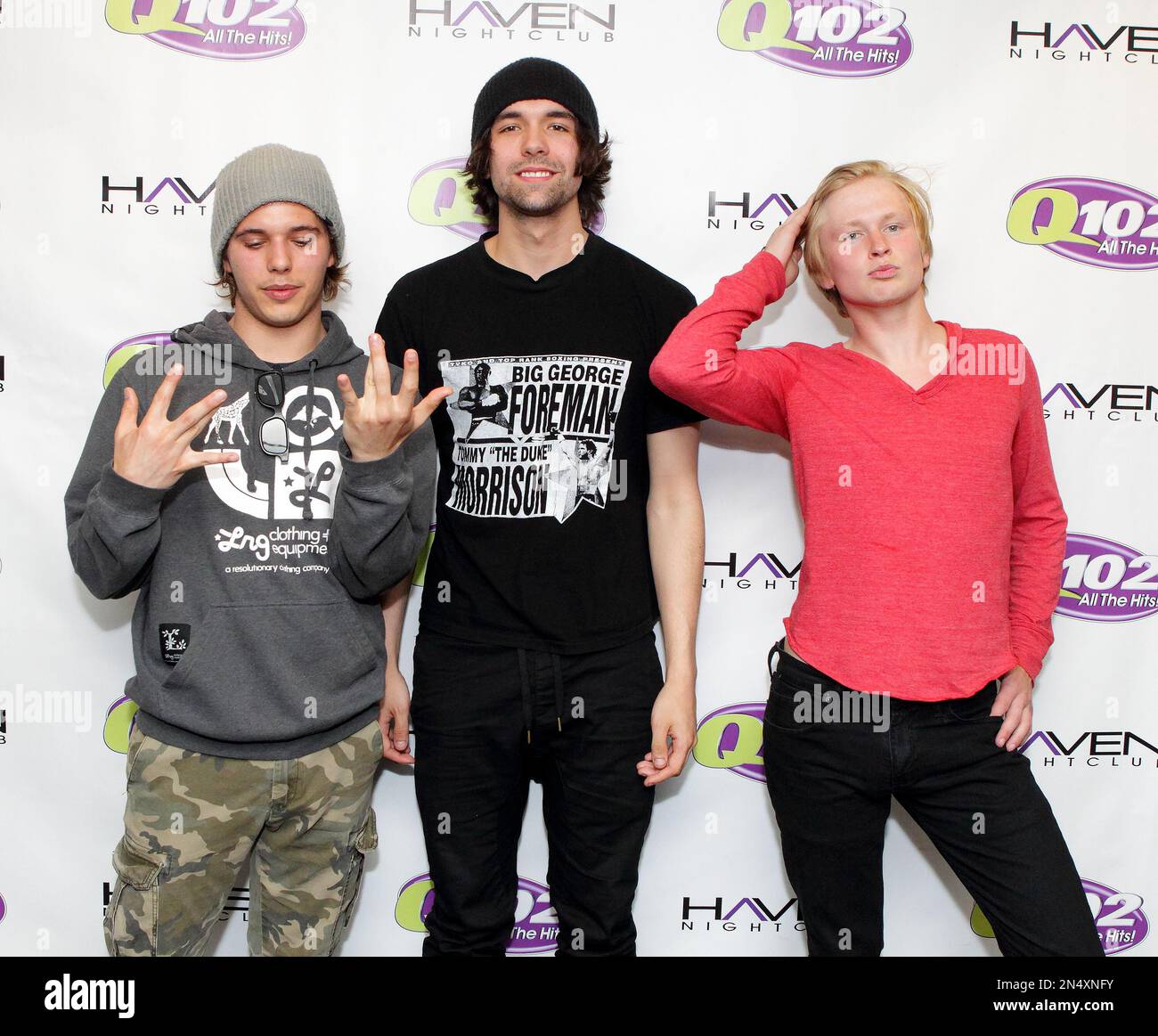 Evan West, from left, Chad Blashford and Mookie Clouse of the band New Hollow visit the Q102 Performance Theater on Tuesday, May 6, 2013, in Philadelphia. (Photo by Owen Sweeney/Invision/AP) Banque D'Images