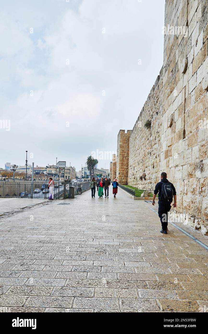 Jérusalem, Israël - 15 novembre 2022 : murs de la vieille ville près de la porte de Jafa à Jérusalem. Israël. Banque D'Images