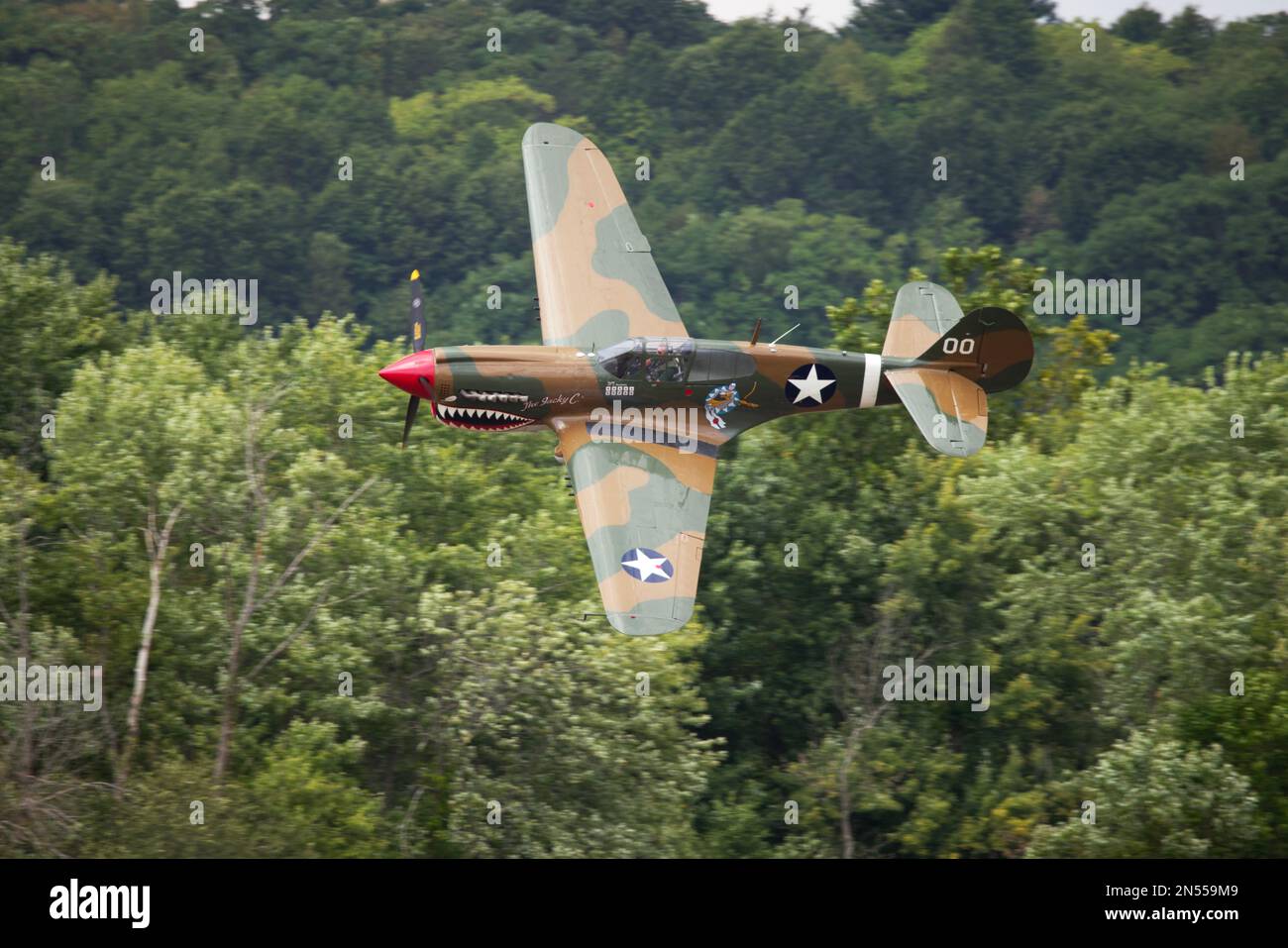 Un ancien avion à un spectacle aérien Banque D'Images Un ancien avion à un spectacle aérien Banque D'Images