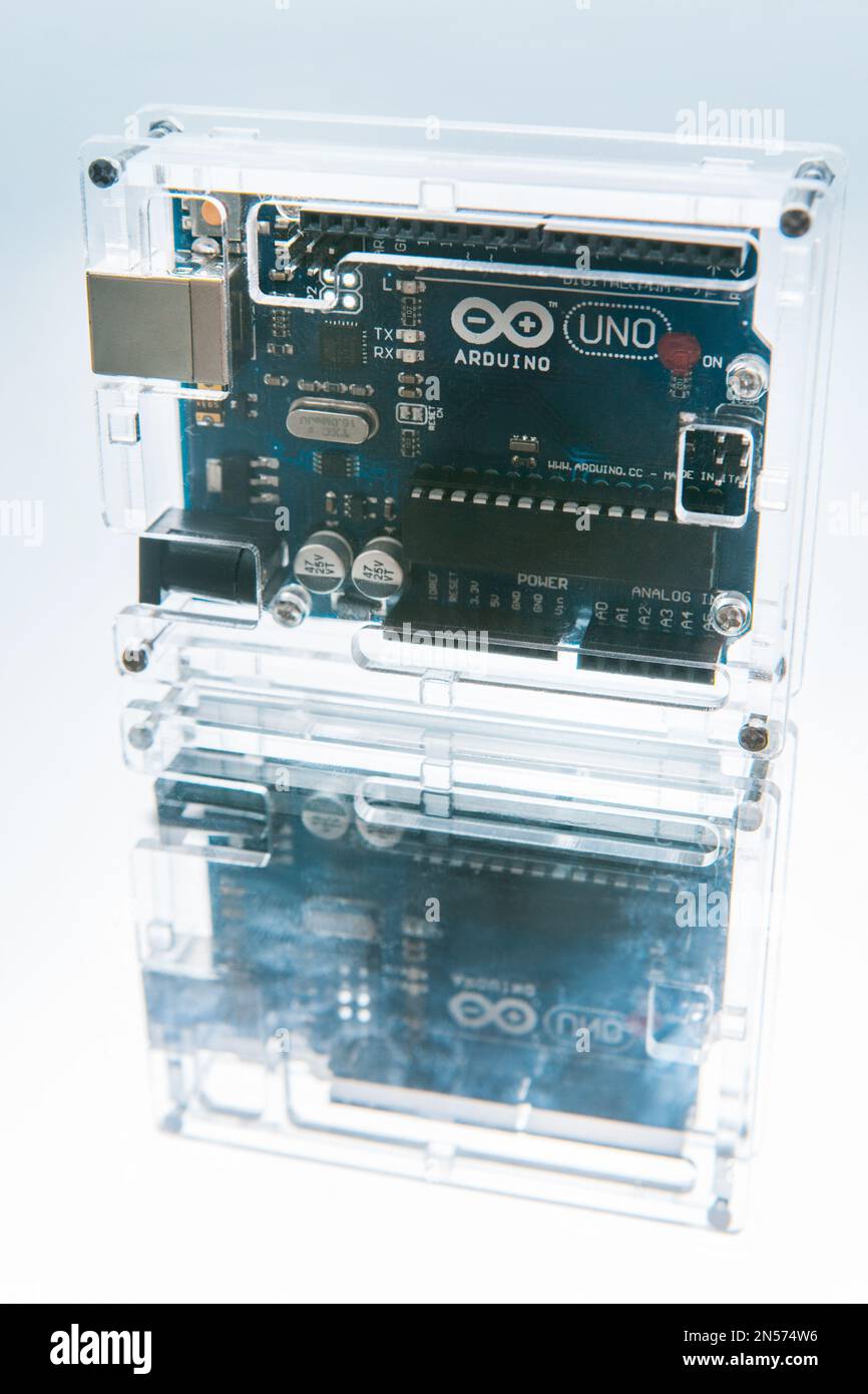 Microcontrôleur Arduino processeur de carte d'expérimentation Uno Banque D'Images