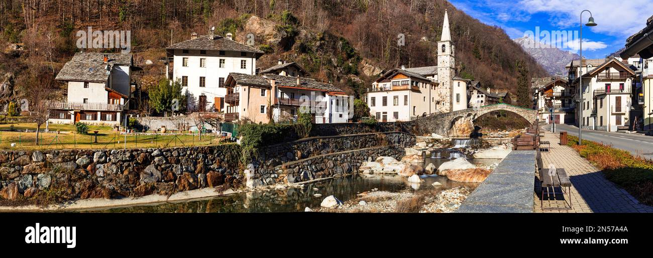 La plupart des villages alpins pittoresques de la partie italienne - Fontainemore, borgo médiéval dans la région du Val d'Aoste Banque D'Images