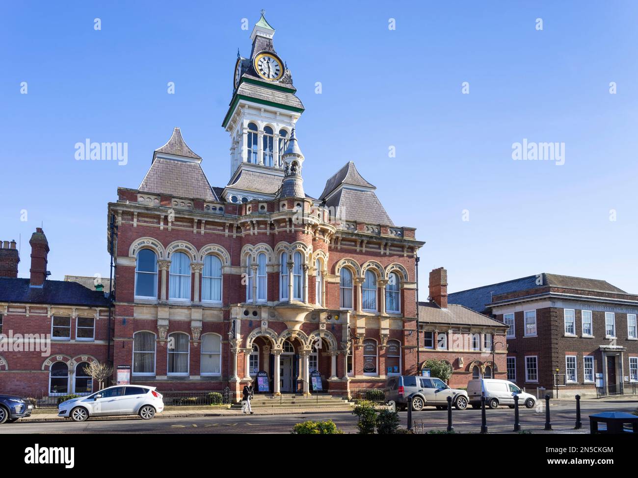 Grantham Lincolnshire Grantham Guildhall bâtiment municipal sur St Peter's Hill Grantham Lincolnshire Angleterre GB Europe Banque D'Images